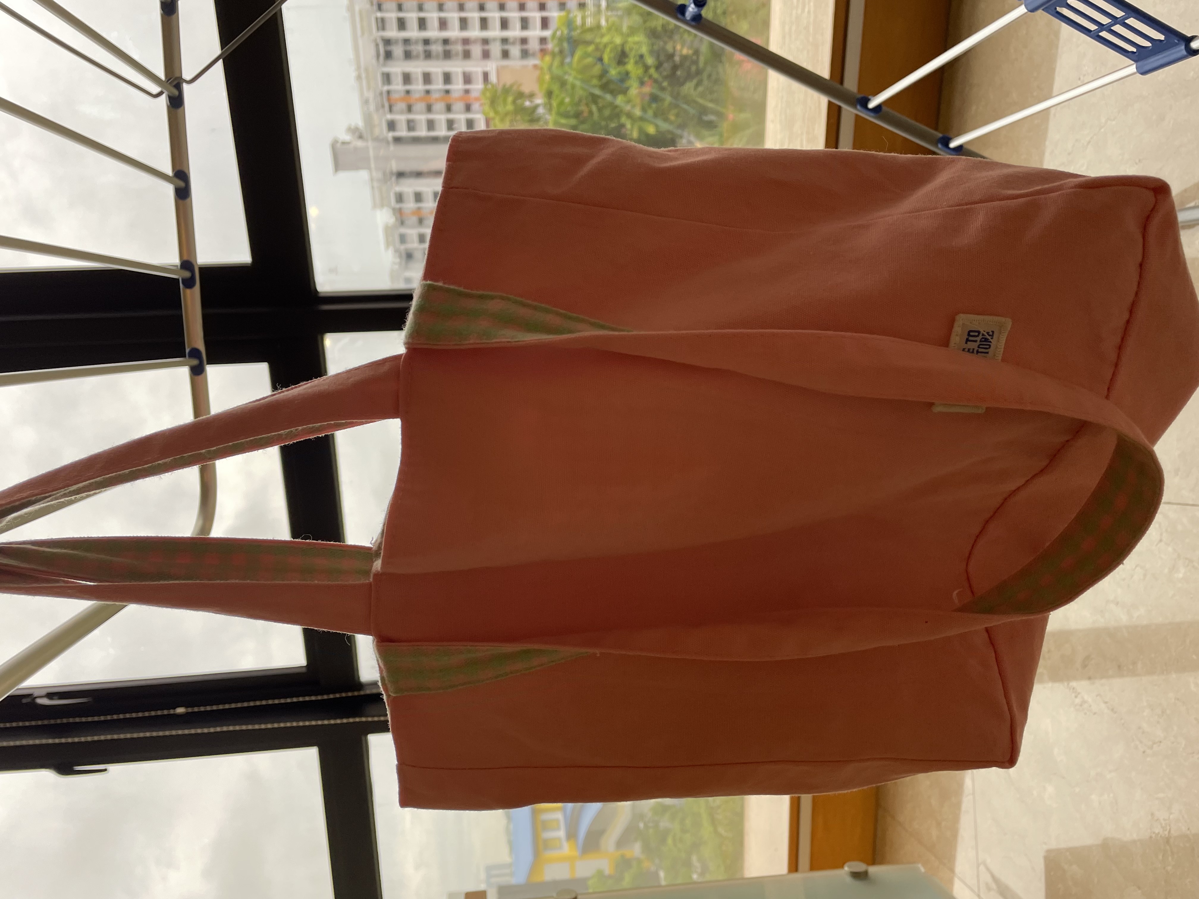 Review of pink tote bag