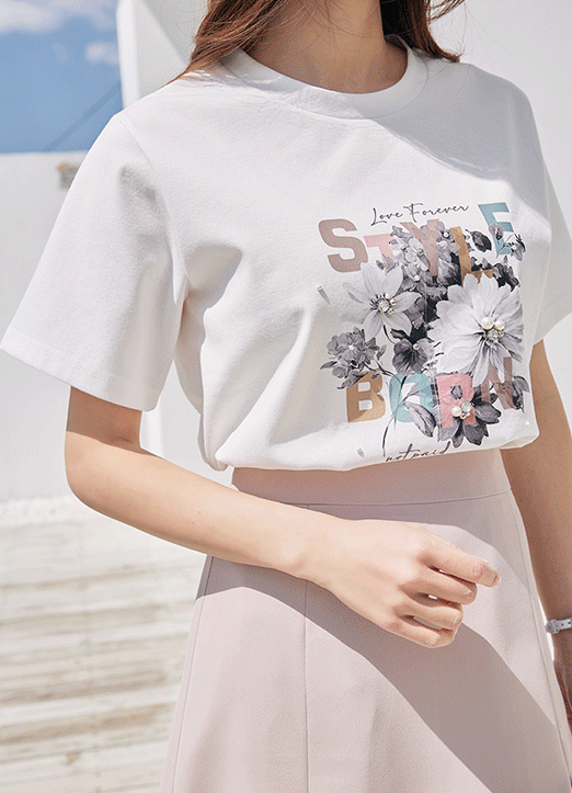 [Louis Angel] Floral Graphic Cubic Detail T-shirt