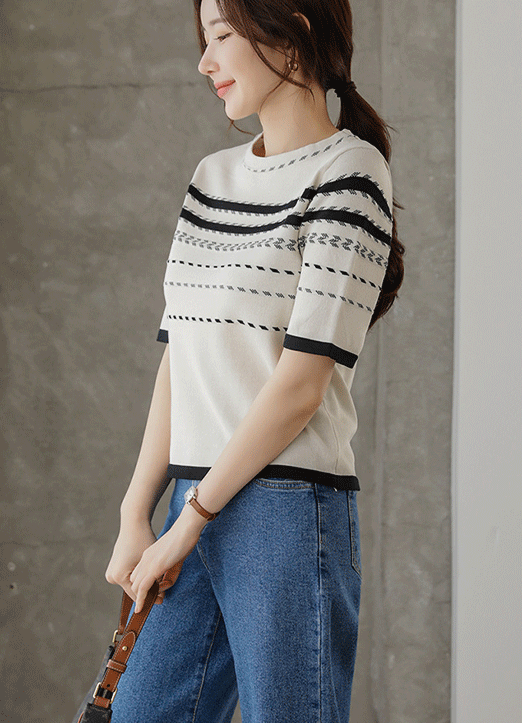 Contrast Trimmed and Stripped Knit Top