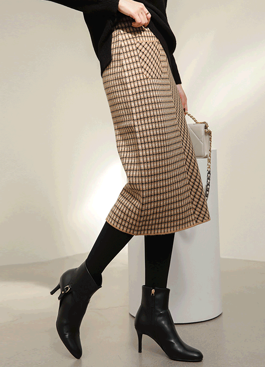 Elastic Waist Multi Check Paneled H-Line Knit Skirt