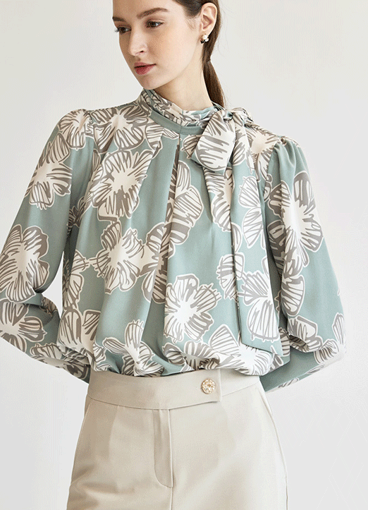 [The Onme] Drawing Flower Bow-Neck Shirring Blouse