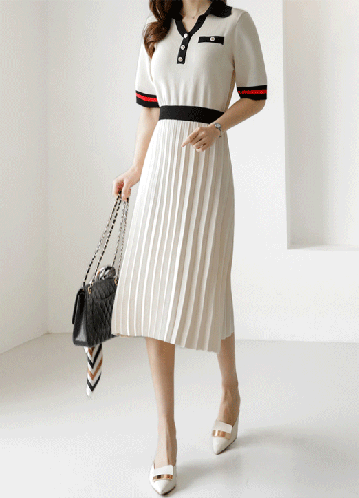 Contrast Lining Collared Pleats Knit Dress