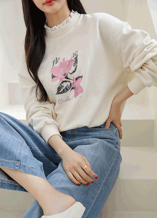 [Louis Angel] Frill Trim Lettering Floral Graphic Sweatshirt
