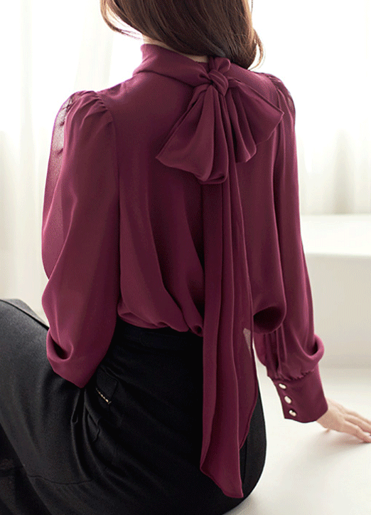 Elegant Chiffon Scarf-Neck Shirring Blouse