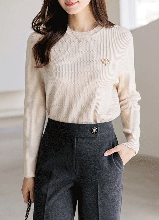 (4 Colors) Round Neck Cable Rib Knit Top w/ Heart Shape Brooch