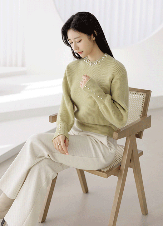 (5 Colors) Pearl Embellished Round Neck Voluminous Sleeve Knit Top
