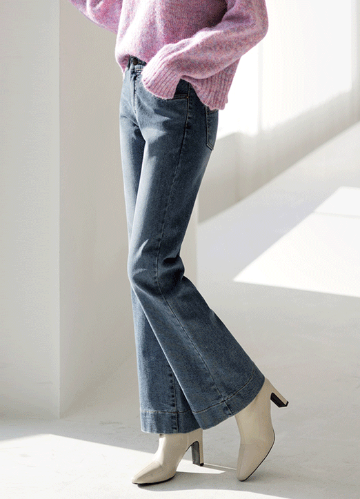 Mid Rise Elastic Waist Stylish Semi Wide Boot-Cut Jeans