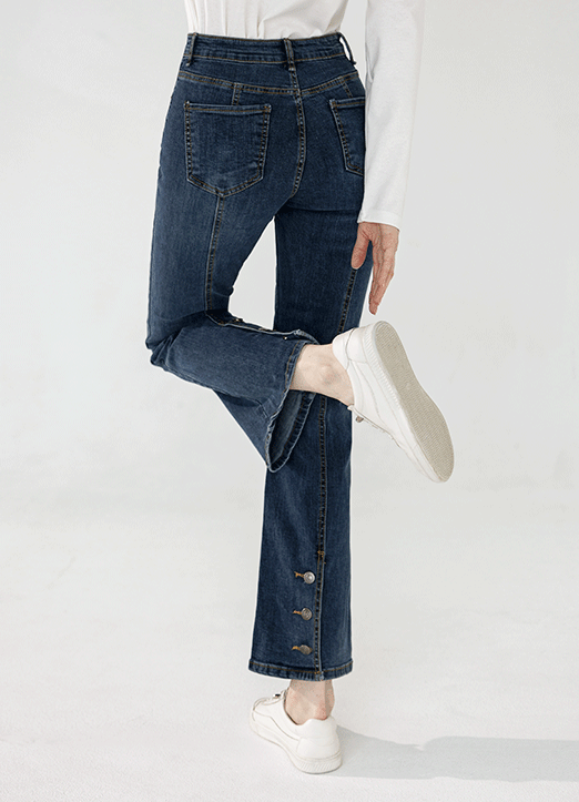 [The Onme] Mid Rise Buttoned Back Slit Boot-Cut Jeans
