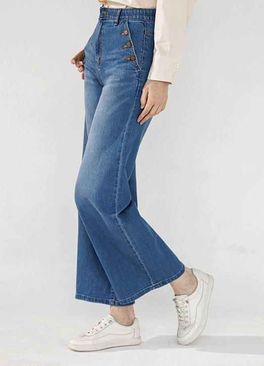 [The Onme] Mid Rise Elastic Waist Diagonal 3 Buttoned Pocket Wide Jeans