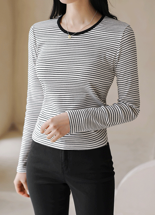 (4 Colors) Contrast Round Neck Slim Striped Top