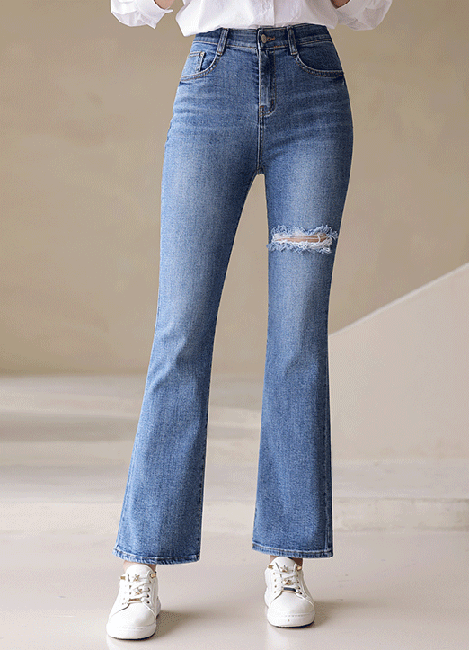 Elastic Waist One Rip Front Boot-Cut Jeans