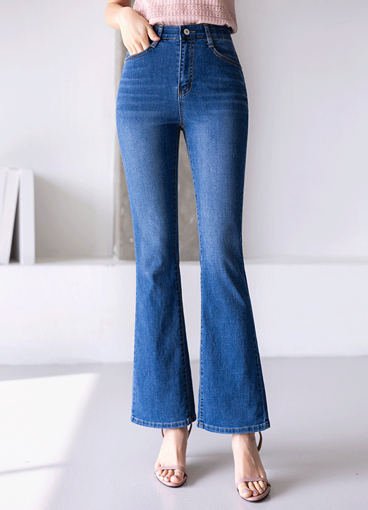 Elastic Waist Slim Boot-Cut Jeans
