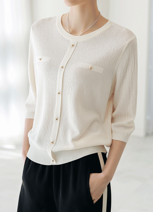 [1+1] [The Onme] Gold Button Round Neck & V-Neck 3/4 Sleeve Textured Knit Top