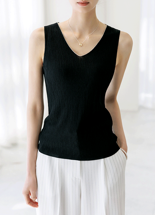 [The Onme] Jewel Trimmed V-Neck Sleeveless Ribbed Knit Top