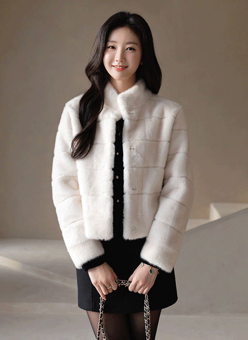 Creamy Tiered Faux Fur Jacket