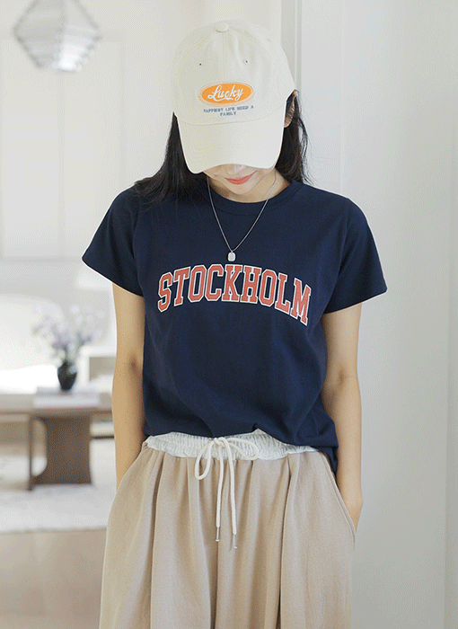 [The Onme] (4 Colors) Stockholm Lettering Cotton Tee