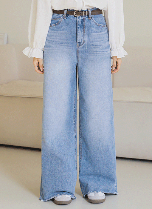[The Onme] Streetcut Maxi Wid-Led Jeans