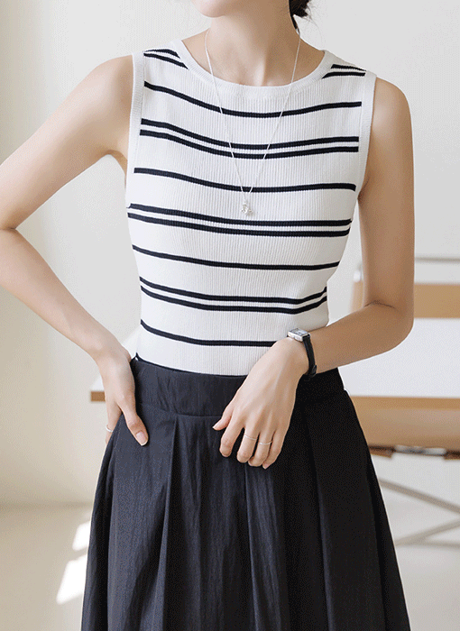 [The Onme] Breeze Stripe Ribbed Knit Top