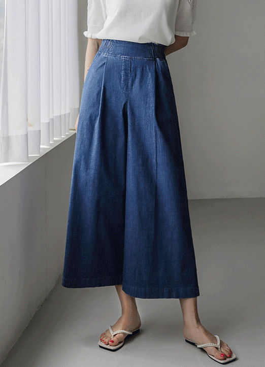 Smocked Waist Pintuck Wide Leg Jeans