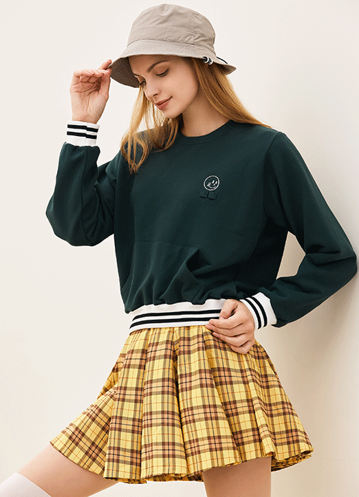[QoG] Striped Edge Kangaroo Pocket Sweatshirt
