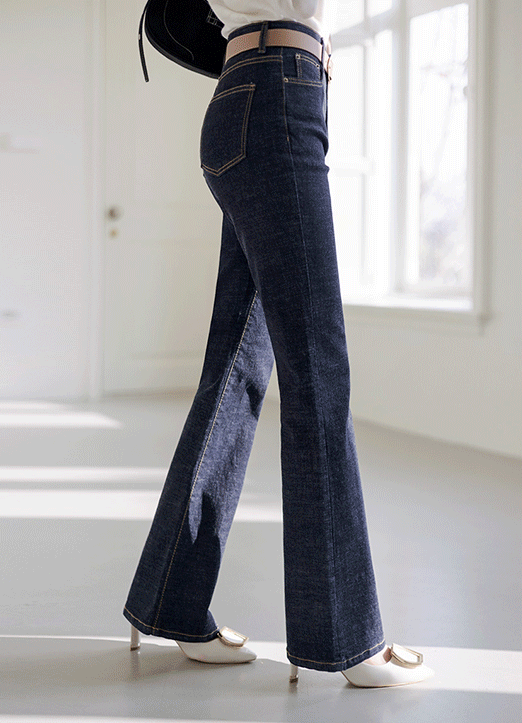 Elastic Waist Slim Boot-Cut Raw Jeans