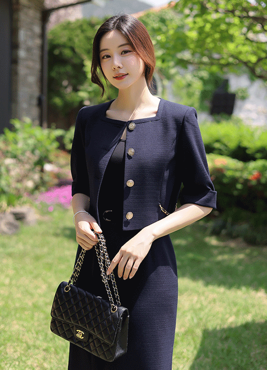 [LouisAngel] Square Neck Side Chain Detail Cropped Jacket