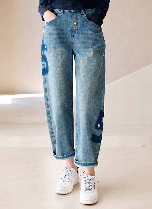Signature Five Tapered Jeans 