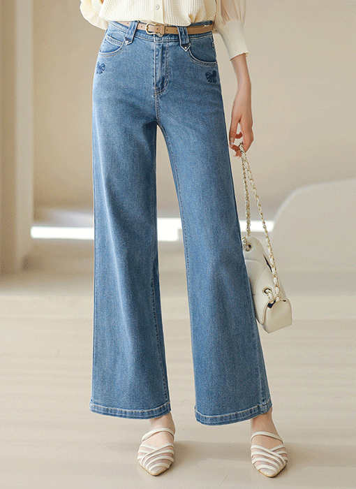 LovelyBack Chain Wide Jeans