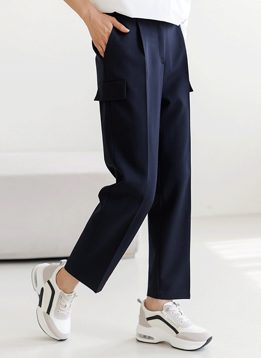 [The Onme] Slim Fit Cargo Detail Slacks