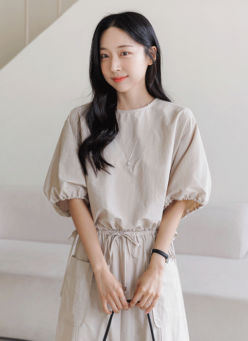 [The Onme] Sweet Volume Drawstring Top