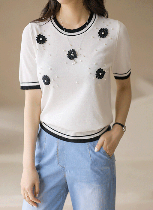 Bloom Point Knit Top