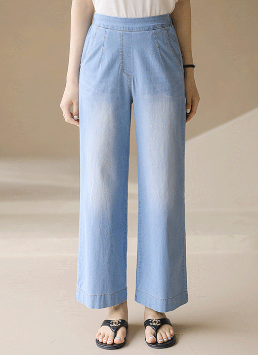 Summer Ease Pull-On Wide Jeans