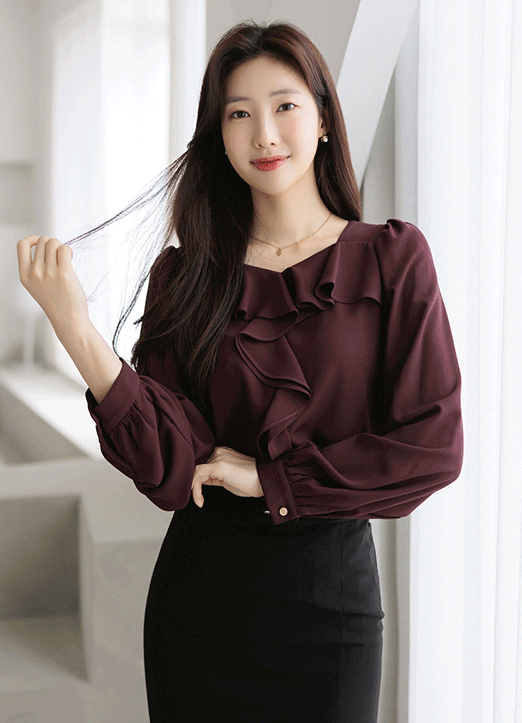 Elegant Heart-Neck Ruffle Blouse
