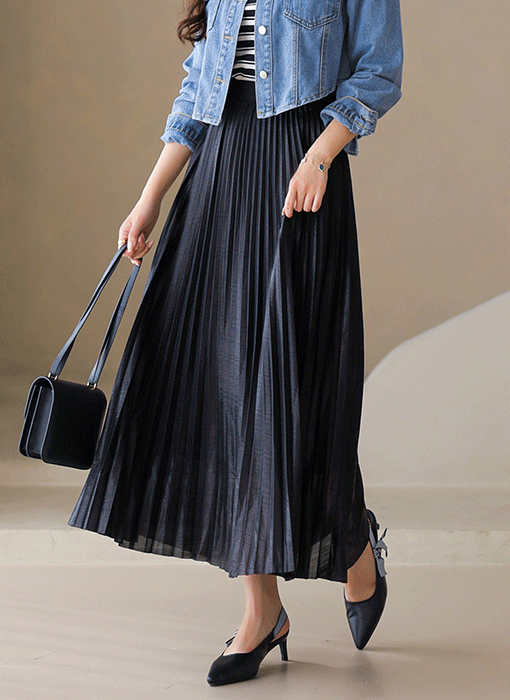 Luxe Metallic Pleated Maxi Skirt