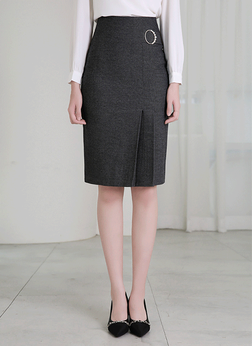 Pearl Buckle Pleated H-Line Midi Skirt