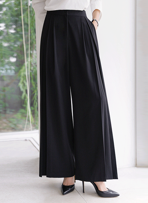 [The Onme] High-Waist Pleated Wide-Leg Slacks