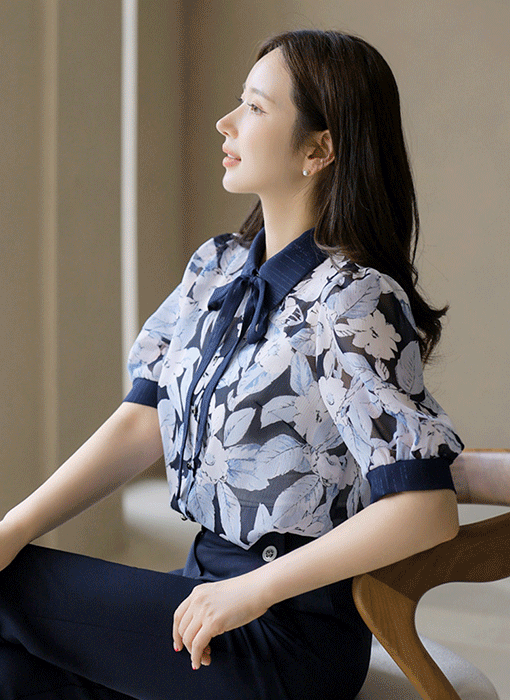 [LouisAngel] Navy Floral Chiffon Blouse