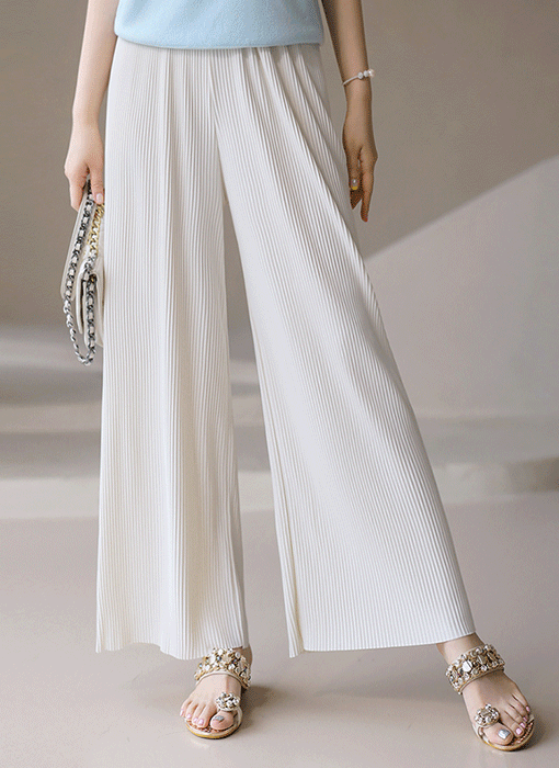 Cooling Pleated Wide-Leg Pants