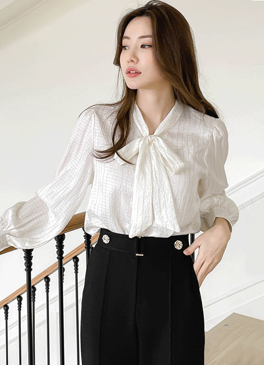 [Louis Angel] Gold Stitch Stripe Tie-Neck Blouse