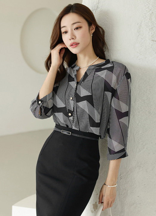 [Louis Angel] Split Neck 3/4 Sleeve Mixed Check Print Blouse