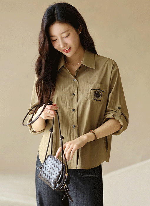 Floral Embroidered Roll-Up Shirt