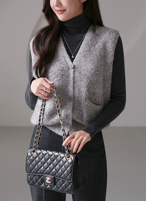 Boucle Knit Vest & Ribbed Knit Turtleneck SET