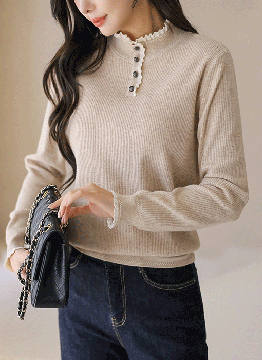 Gentle Frill Accent Mock-Neck Rib Knit