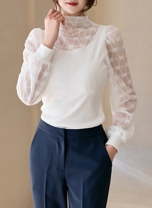 [LouisAngel] Blossom Lattice Mock Neck Top