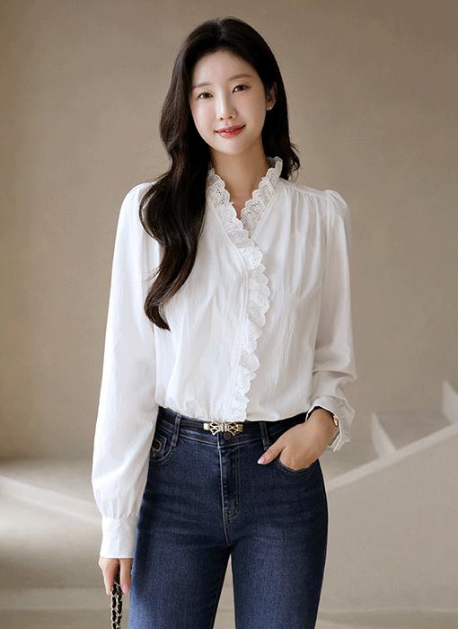 Ruffle Lace Trim Puff Sleeve Blouse