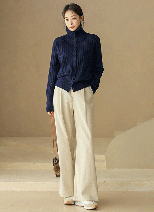 Warm One-Pleat Corduroy Wide Pants