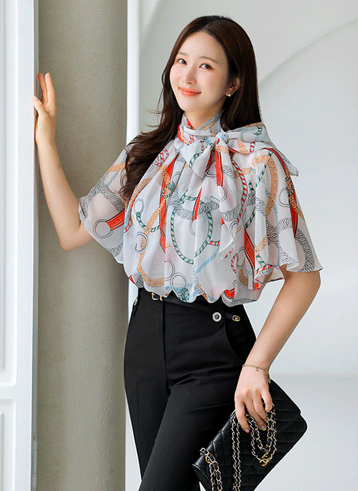 Chain Print Chiffon Tie Blouse