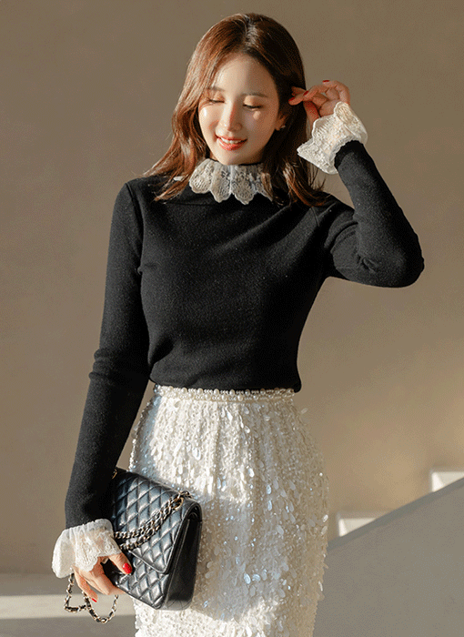 첼리스 시스루 에스닉 레이스 프릴 배색 톡톡 골지 반하이넥 니트