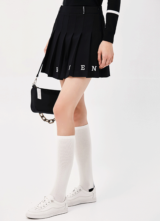 [QoG] GREEN Lettering Hem Pleated Skort