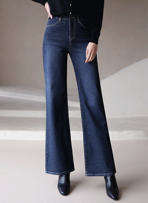 Timeless Fit Long Wide Jeans